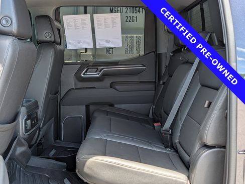 Used 2023 GMC Sierra 1500 SLT w/ SLT Premium Package AWD/4WD image 16
