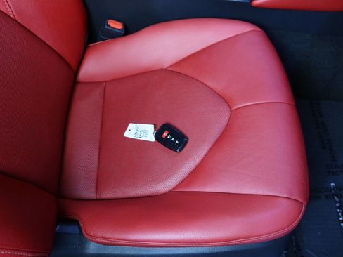 Used 2022 Toyota Camry XSE image 26