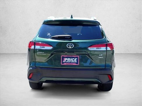 Used 2023 Toyota Corolla Cross LE w/ Moonroof Package AWD/4WD image 3