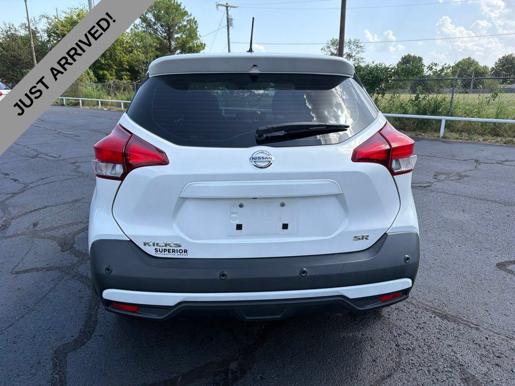 Certified 2020 Nissan Kicks SR w/ SR Premium Package FWD image 6