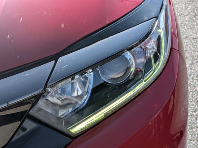 Used 2022 Honda HR-V Sport image 8