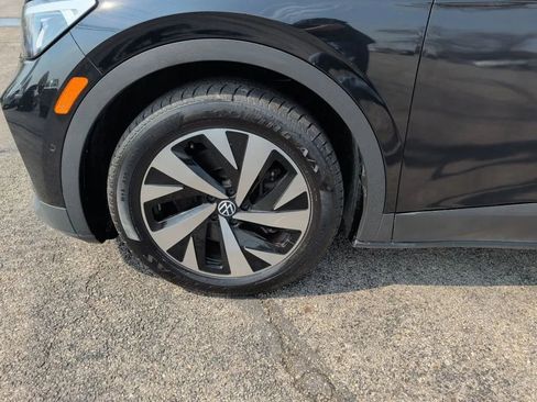 Used 2024 Volkswagen ID.4 2WD image 9