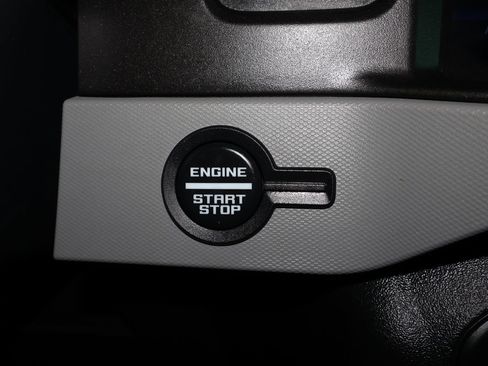 Used 2022 Ford Bronco Badlands w/ Sasquatch Package AWD/4WD image 16