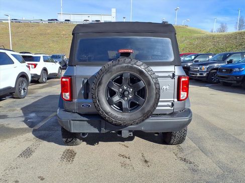 Certified 2023 Ford Bronco Black Diamond image 3