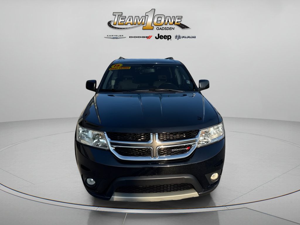 Used 2015 Dodge Journey SXT w/ Flexible Seating Group FWD image 2