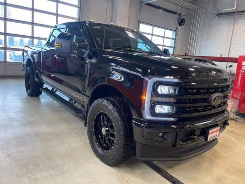 Used 2023 Ford F250 Lariat w/ Lariat Ultimate Package image 2