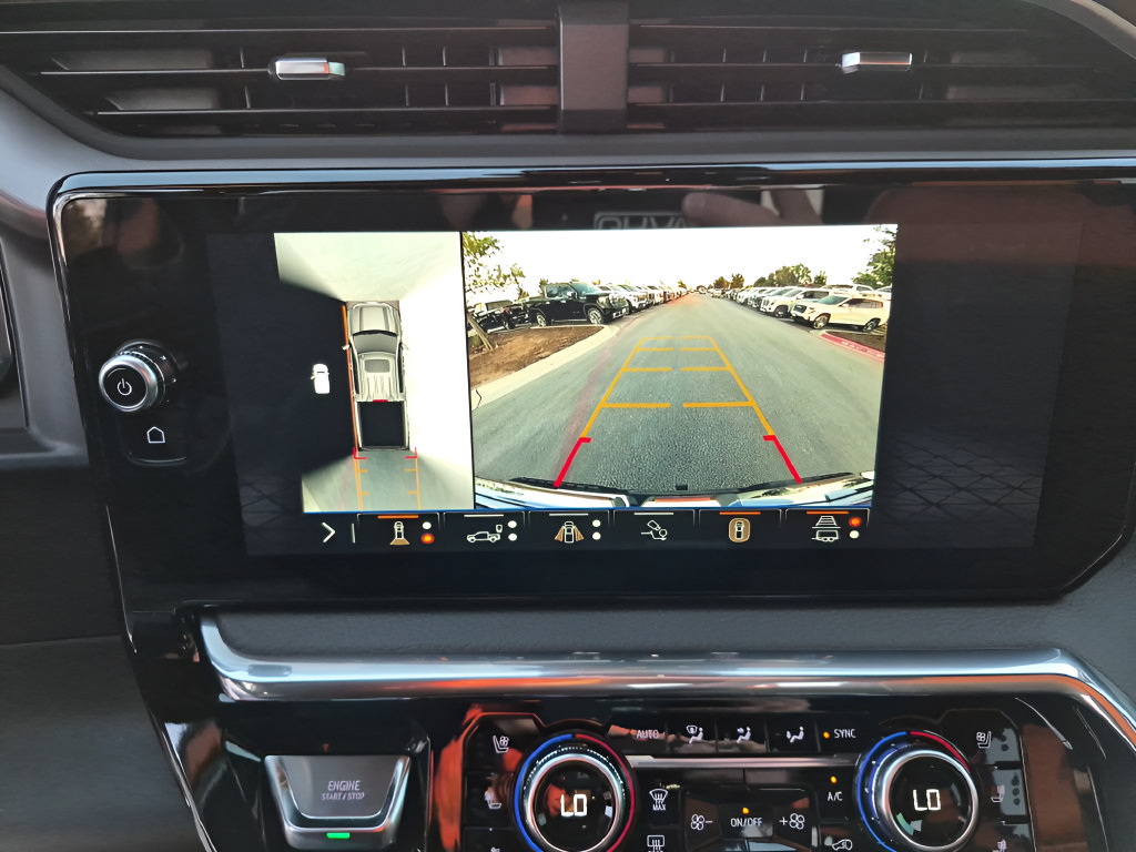 Used 2026 GMC Sierra 1500 Denali w/ Technology Package AWD/4WD image 26