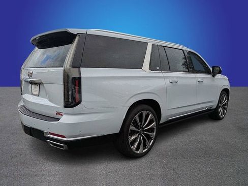 New 2026 Cadillac Escalade ESV Luxury w/ Touring Package AWD/4WD image 5