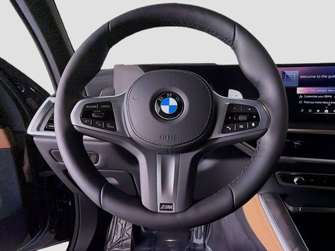 Used 2026 BMW X5 sDrive40i w/ M Sport Package RWD image 11