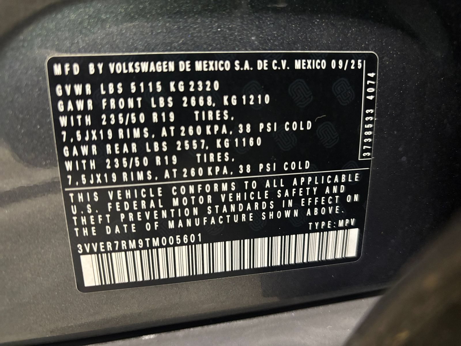 Used 2026 Volkswagen Tiguan SE AWD/4WD image 30