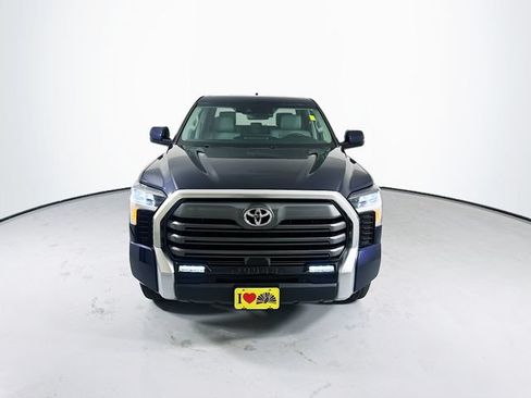 Used 2023 Toyota Tundra Limited w/ Power Package AWD/4WD image 4