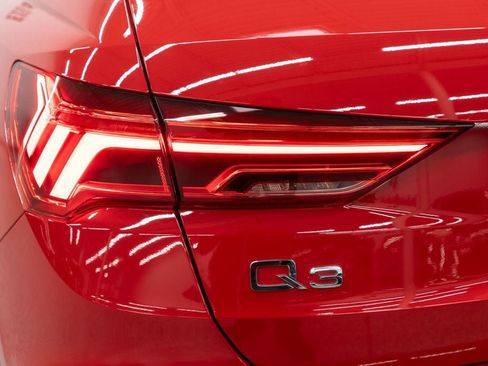 Used 2023 Audi Q3 2.0T Premium image 41