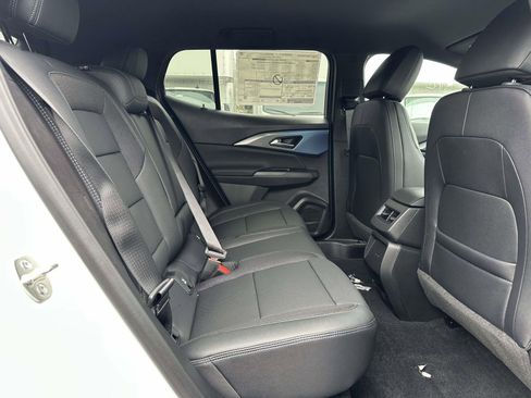 New 2026 Chevrolet Equinox EV LT image 23