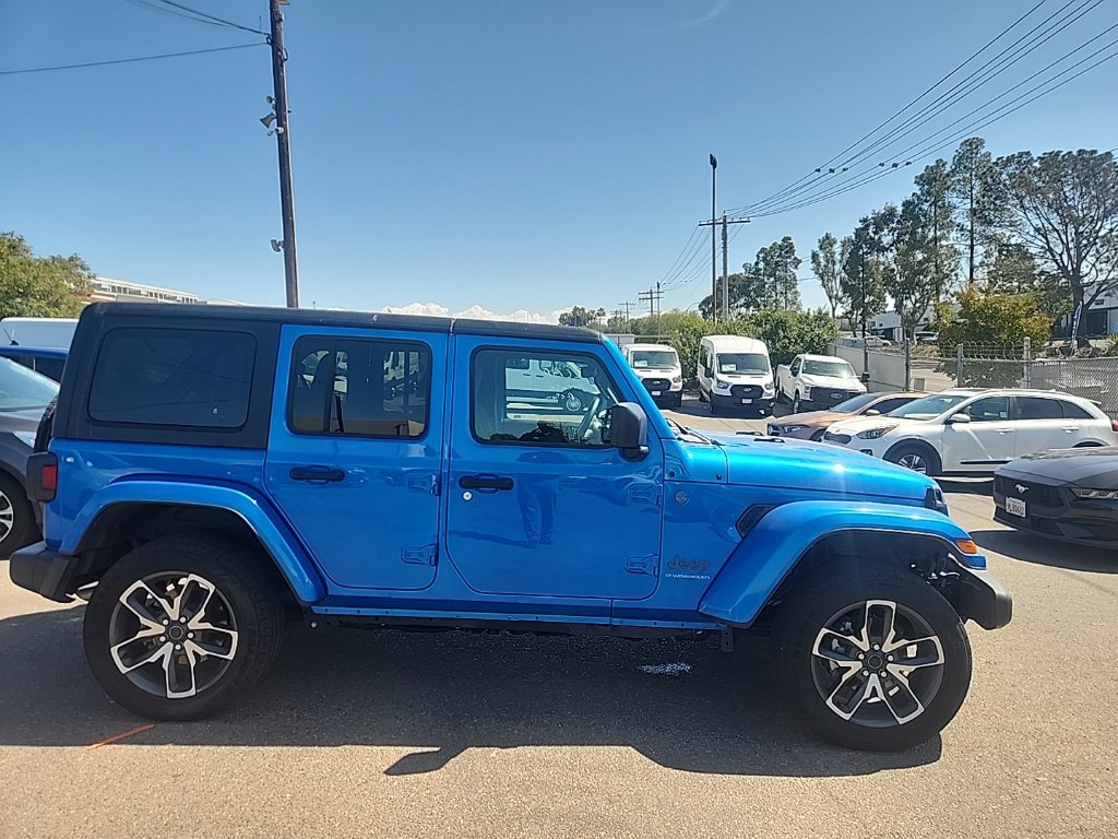 Used 2024 Jeep Wrangler Unlimited AWD/4WD image 16