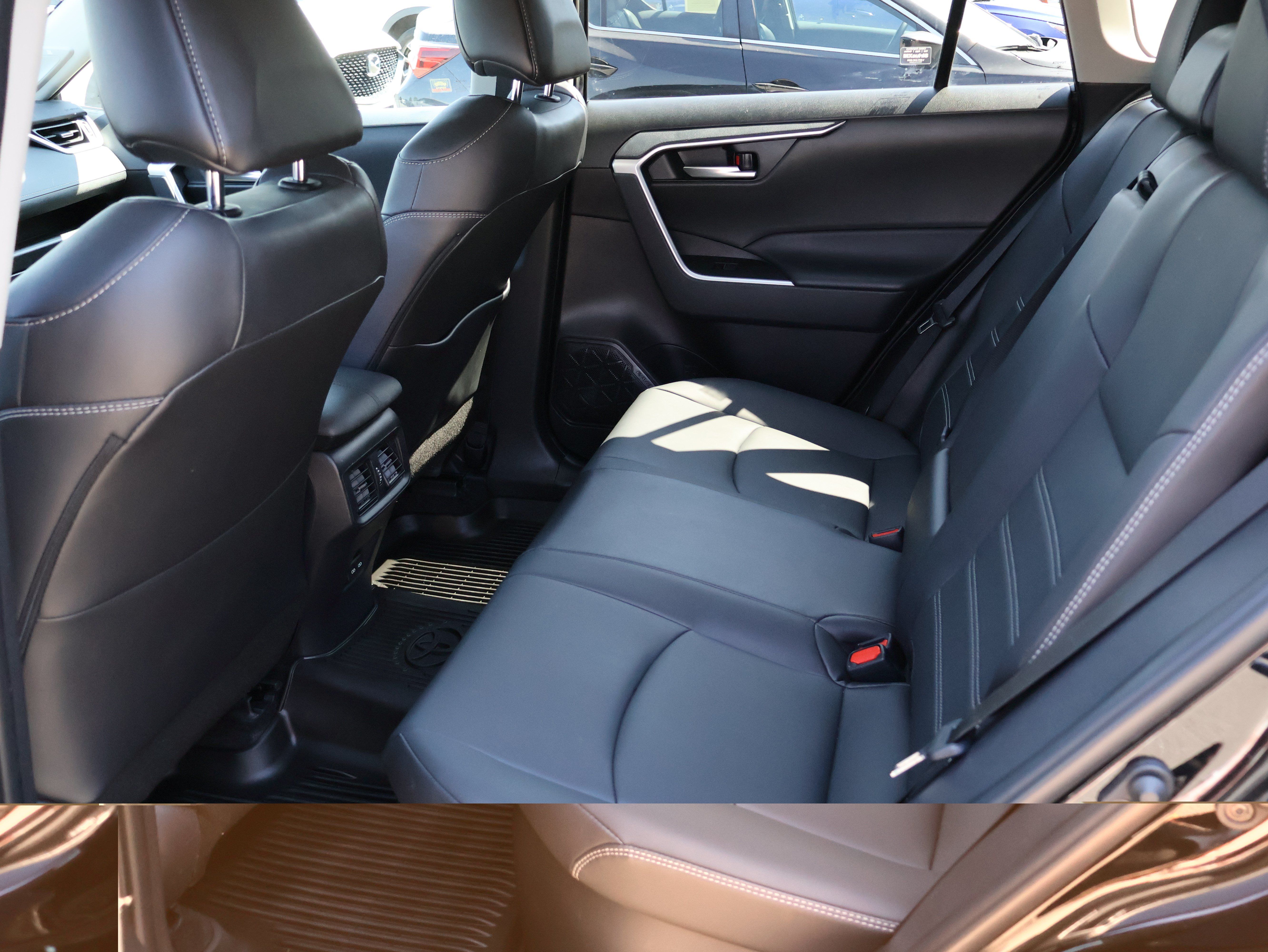 Used 2024 Toyota RAV4 XLE Premium w/ Weather Package AWD/4WD image 10