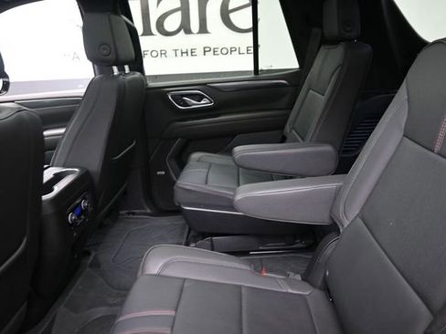 Used 2024 Chevrolet Tahoe RST w/ Luxury Package AWD/4WD image 24