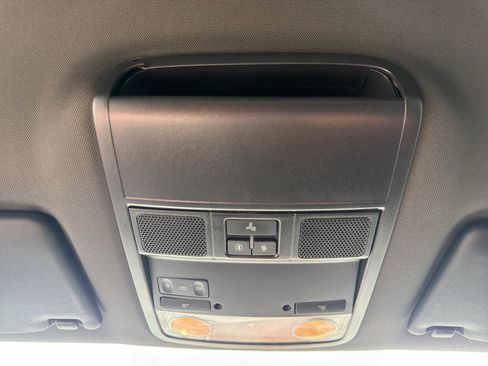 Used 2013 Volkswagen Beetle 2.5 FWD image 13
