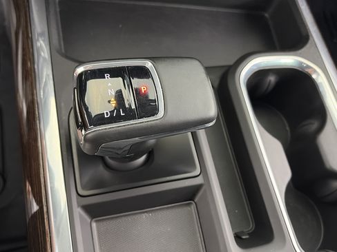 Certified 2025 GMC Sierra 1500 Elevation AWD/4WD image 26