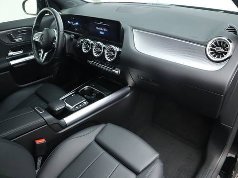 Certified 2023 Mercedes-Benz GLA 250 image 17