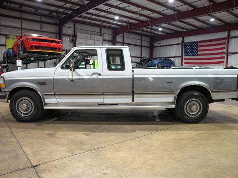 Used 1994 Ford F250 2WD SuperCab image 4