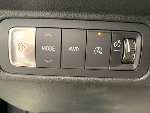 Used 2024 Chevrolet Traverse Z71 w/ Enhanced Driving Package image 23