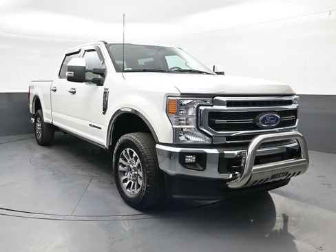 Used 2021 Ford F250 Lariat w/ Lariat Ultimate Package AWD/4WD image 14