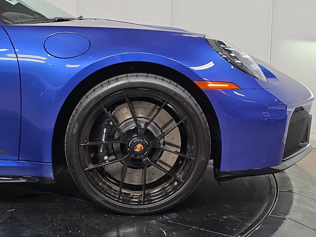 Certified 2026 Porsche 911 Carrera GTS RWD image 11