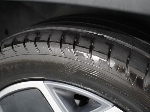 Used 2023 Rivian R1S Adventure AWD/4WD image 34