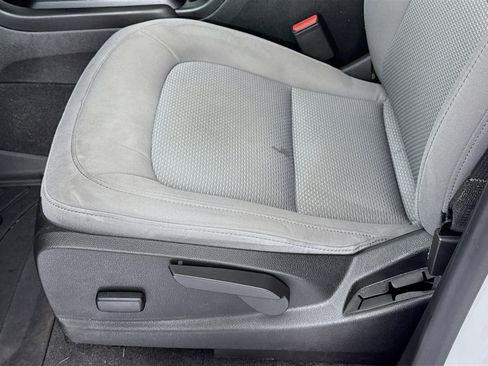 Used 2019 Chevrolet Colorado W/T image 18