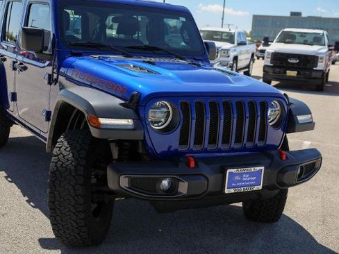 Used 2018 Jeep Wrangler Unlimited Rubicon w/ Dual Top Group AWD/4WD image 5