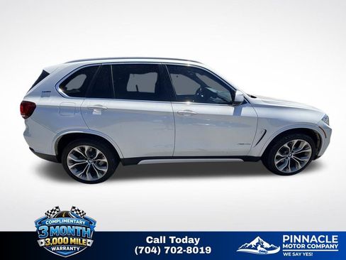 Used 2017 BMW X5 xDrive40e AWD/4WD image 3