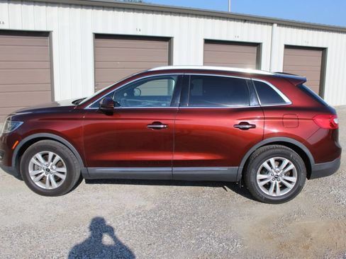 Used 2016 Lincoln MKX Premiere FWD image 3