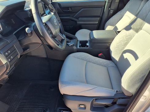 Used 2025 Toyota Tacoma SR5 image 14