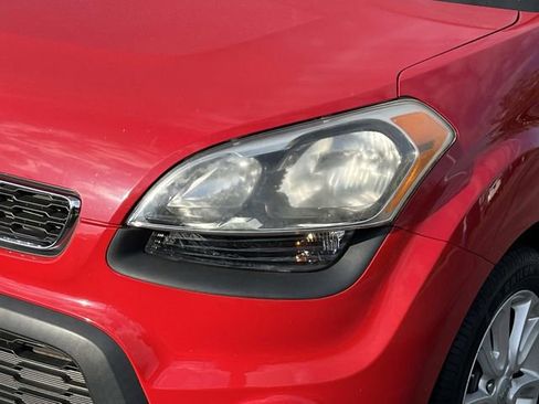 Used 2012 Kia Soul + w/ Audio Pkg FWD image 10