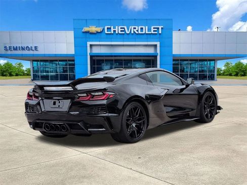 Used 2026 Chevrolet Corvette Z06 RWD image 4