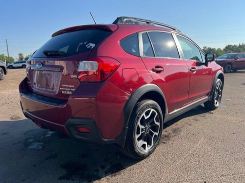 Used 2017 Subaru Crosstrek 2.0i Premium AWD/4WD image 6