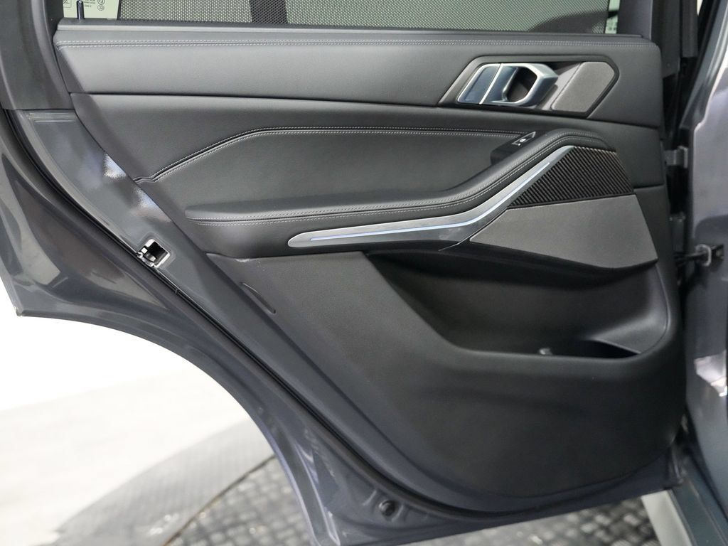 Used 2026 BMW X5 M Competition AWD/4WD image 15