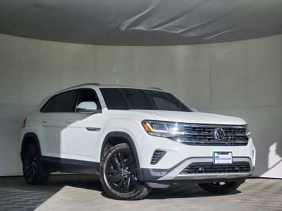 Used 2022 Volkswagen Atlas Cross Sport SE