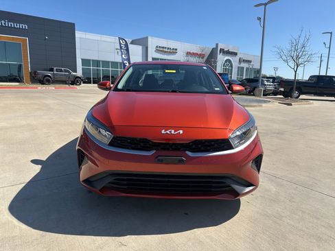 Used 2023 Kia Forte LXS image 6