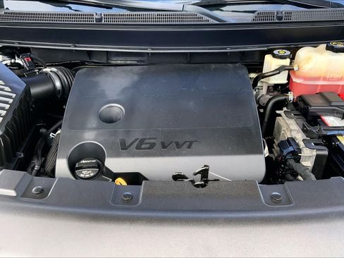 Used 2018 Buick Enclave Avenir w/ Avenir Technology Package FWD image 31