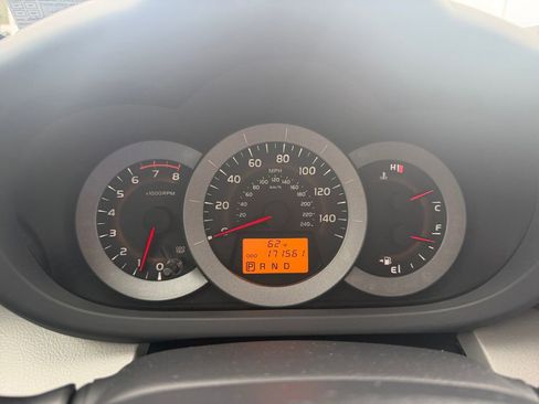 Used 2012 Toyota RAV4 Limited w/ Navigation Value Pkg image 16