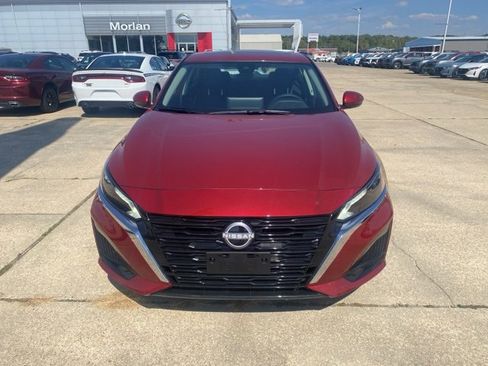 New 2025 Nissan Altima 2.5 SV w/ SV Special Edition Package image 9