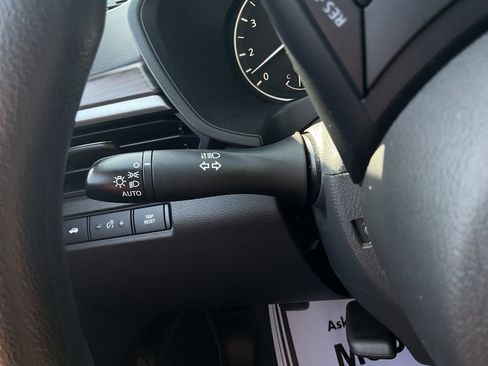 Used 2025 Nissan Altima 2.5 SV FWD image 28