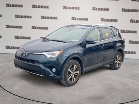 Used 2017 Toyota RAV4 XLE image 1