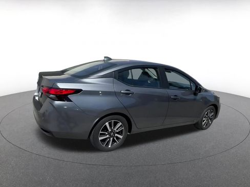 Used 2025 Nissan Versa SV image 15