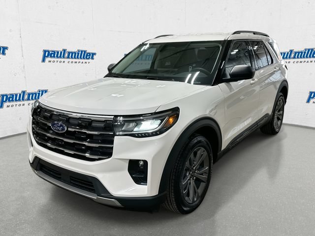 Used 2026 Ford Explorer Active w/ Active Comfort Package AWD/4WD image 1