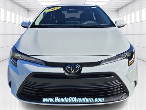 Used 2024 Toyota Corolla LE image 5