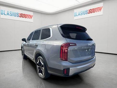 Used 2023 Kia Telluride S w/ S Sunroof Package AWD/4WD image 5