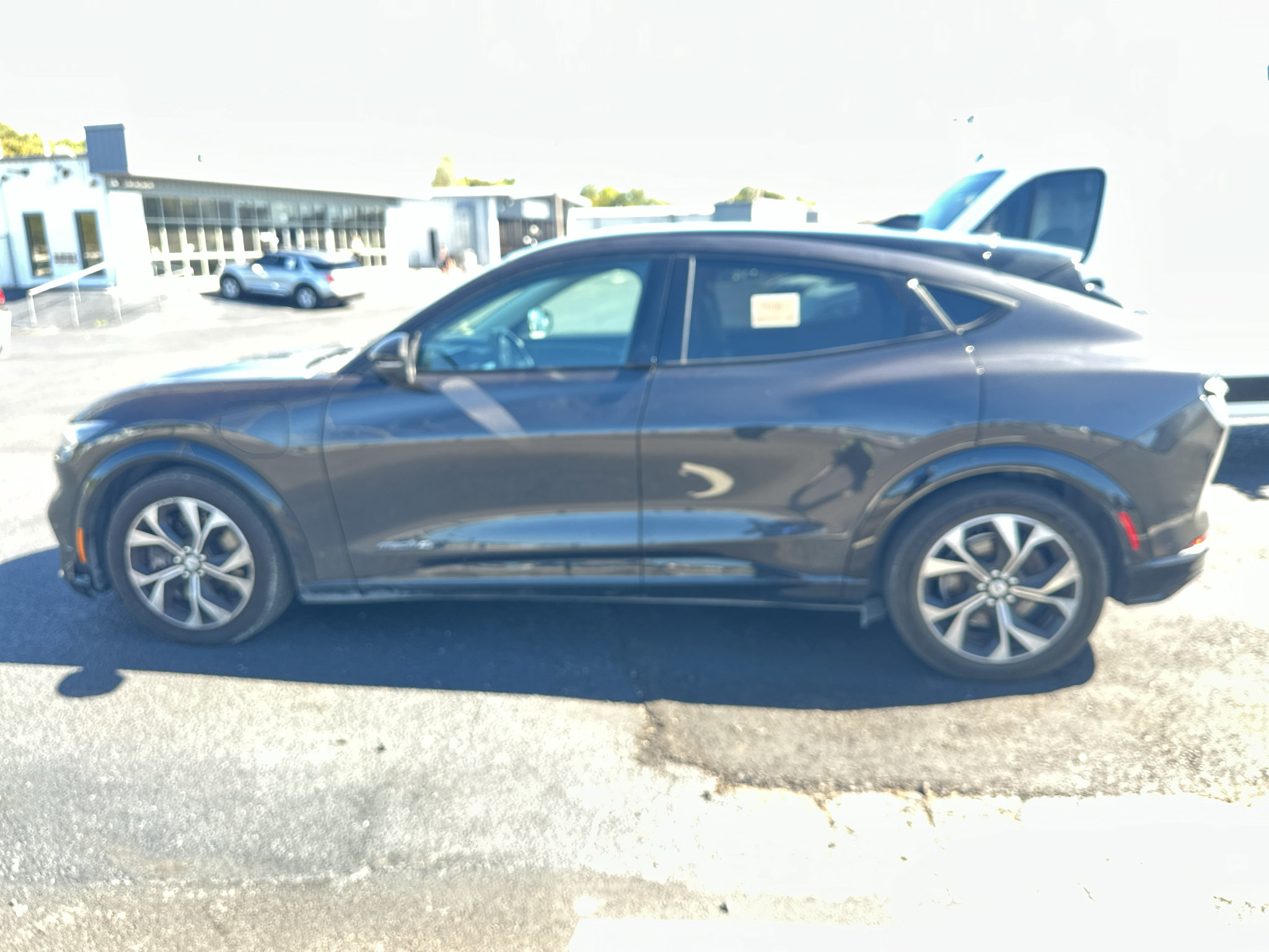 Used 2022 Ford Mustang Mach-E Premium AWD/4WD image 9