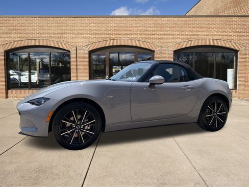 New 2025 MAZDA MX-5 Miata Grand Touring w/ Weather Package image 8